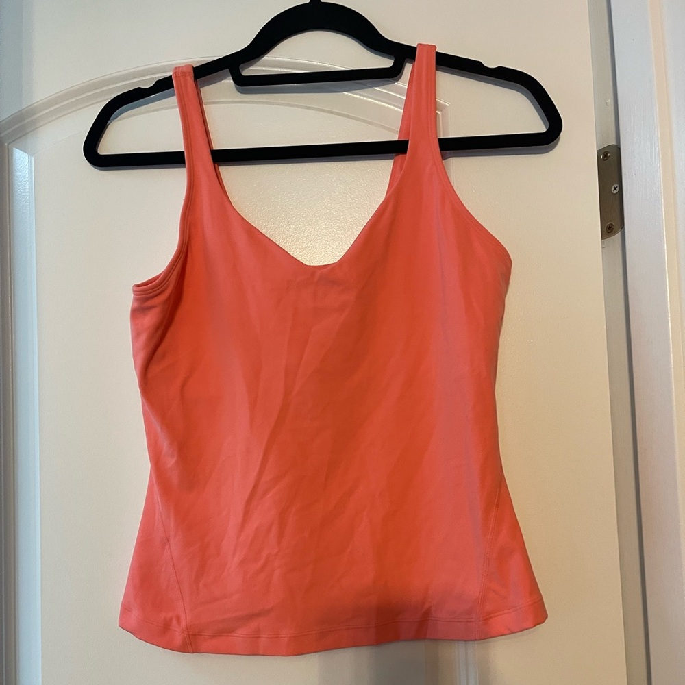 lululemon tank women’s